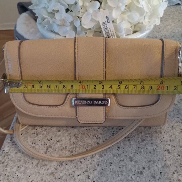 Franco Sarto - leather crossbody bag - beige - Picture 3 of 7